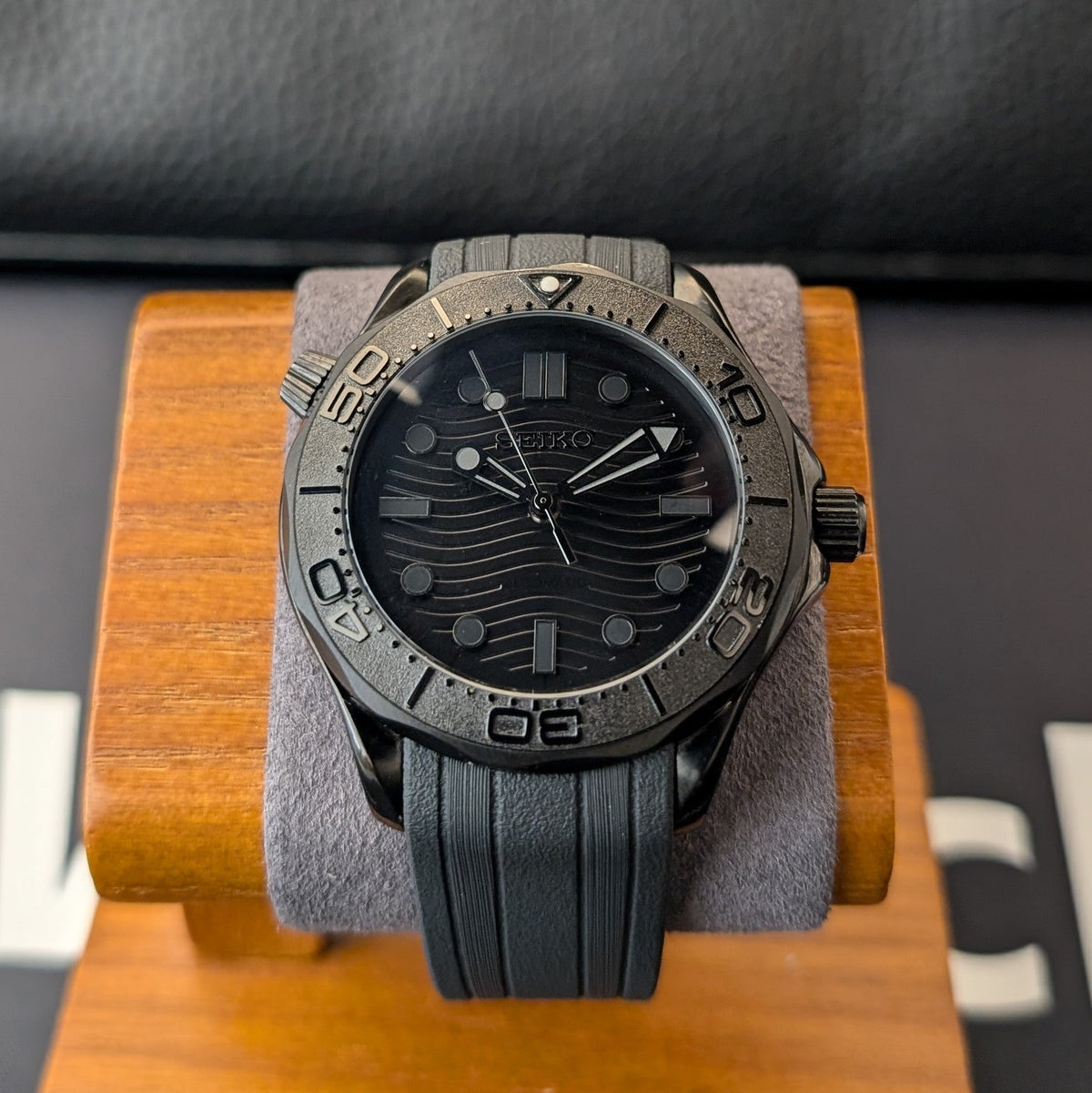 StealthMaster 300 | SeaMaster Homage