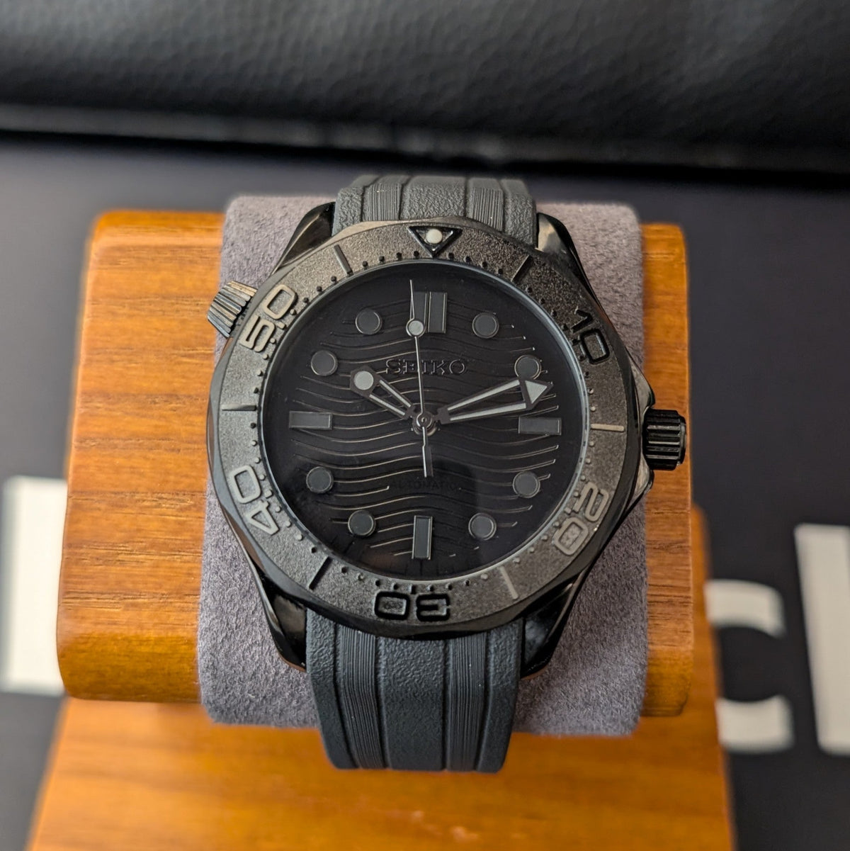 StealthMaster 300 | SeaMaster Homage