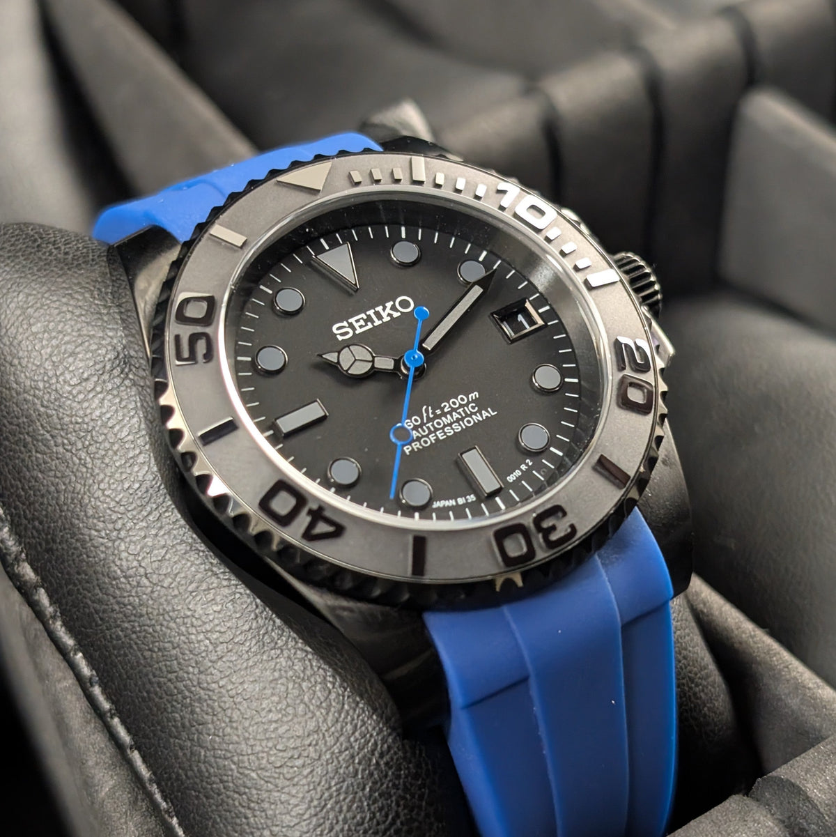 Dark Knight Blueline – Automatic Seiko Mod