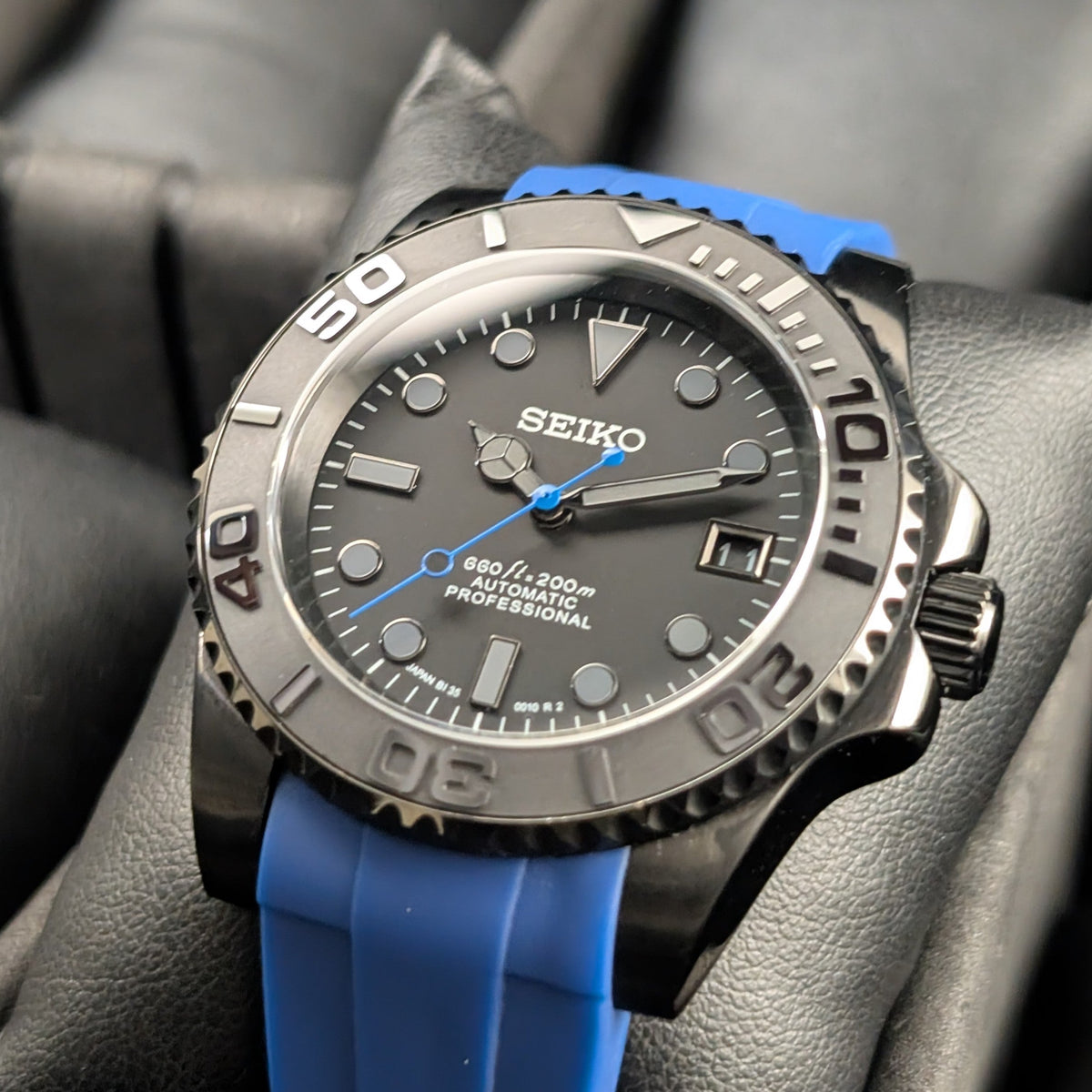 Dark Knight Blueline – Automatic Seiko Mod