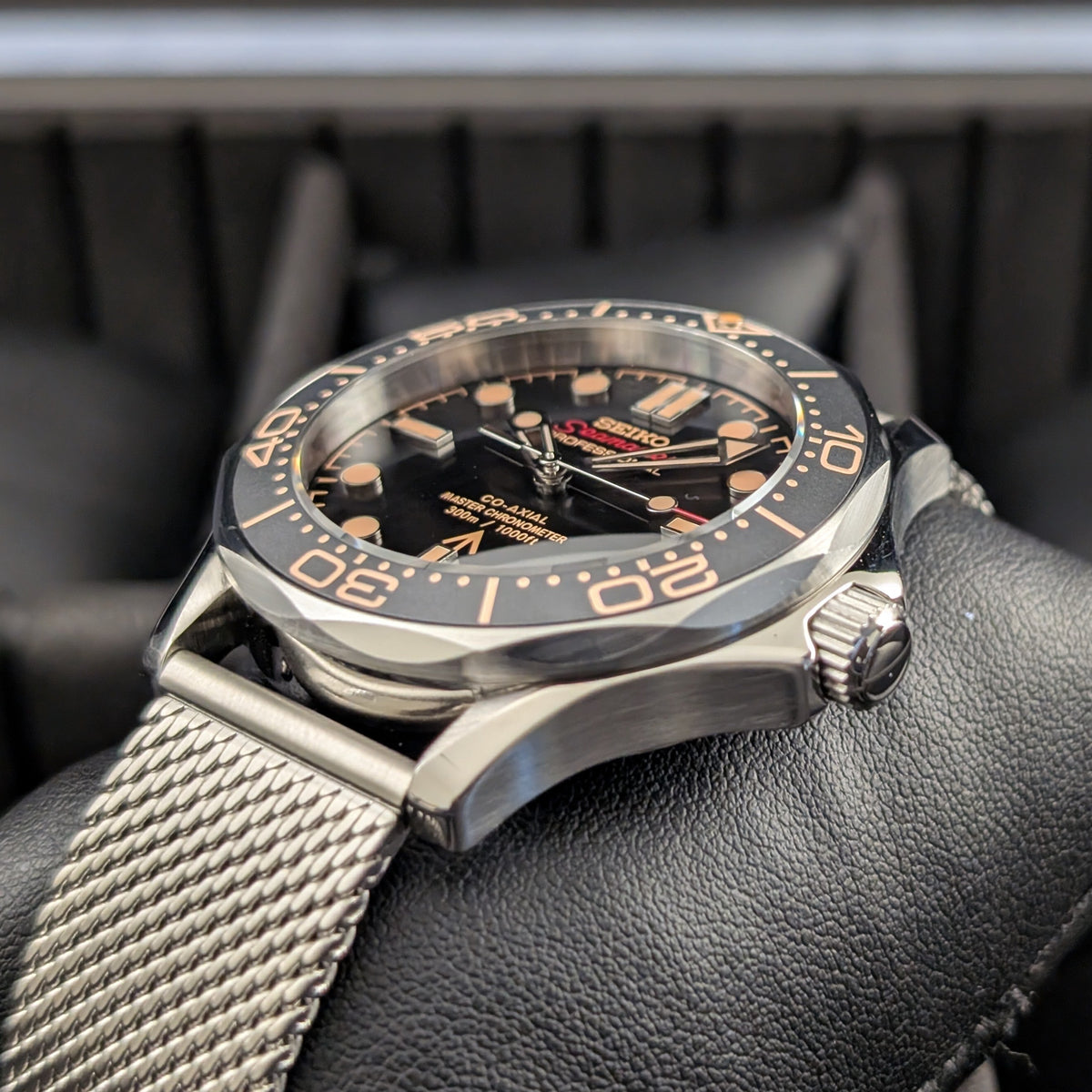 Seamaster SMP300 James Bond Classic Homage